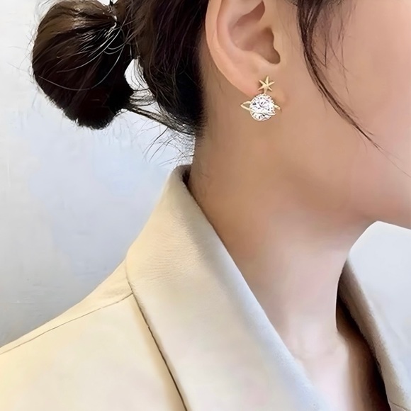 New Rhinestone Moon Planet & Star Gold + Silver Tone
Mismatch Stud Drop Earrings - Picture 3 of 4